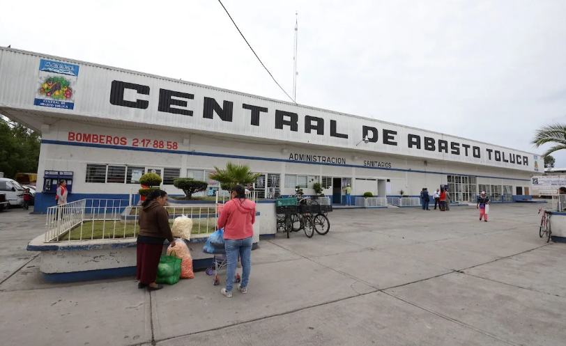 Detenidos nueve sujetos por homicidio múltiple en Central de Abasto de Toluca