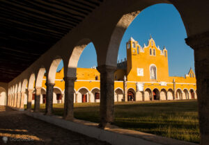 Izamal es un Pueblo Magico ideal para visitar en verano.