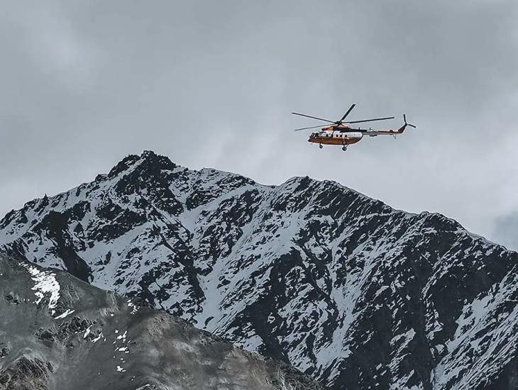 Mueren cinco mexicanos en accidente de helicóptero en el Everest