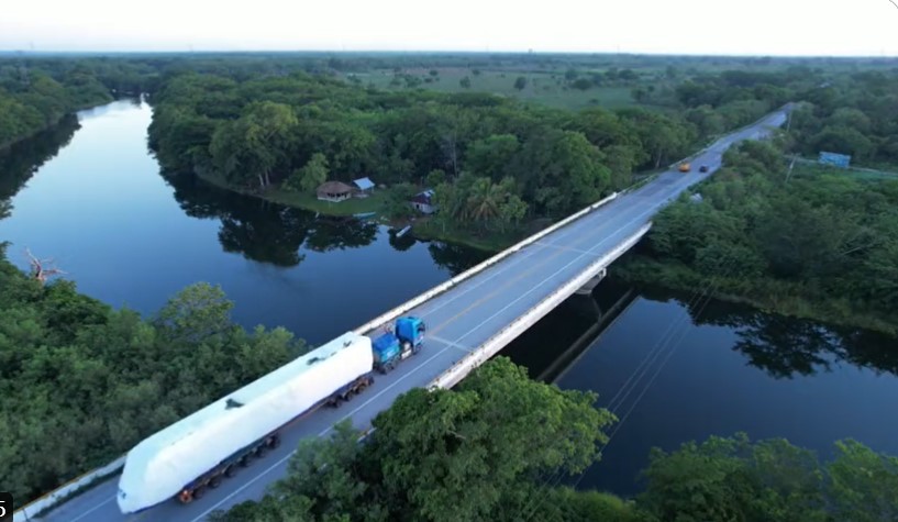 Tren Maya: así fue el paso del primer convoy en Tabasco y Campeche