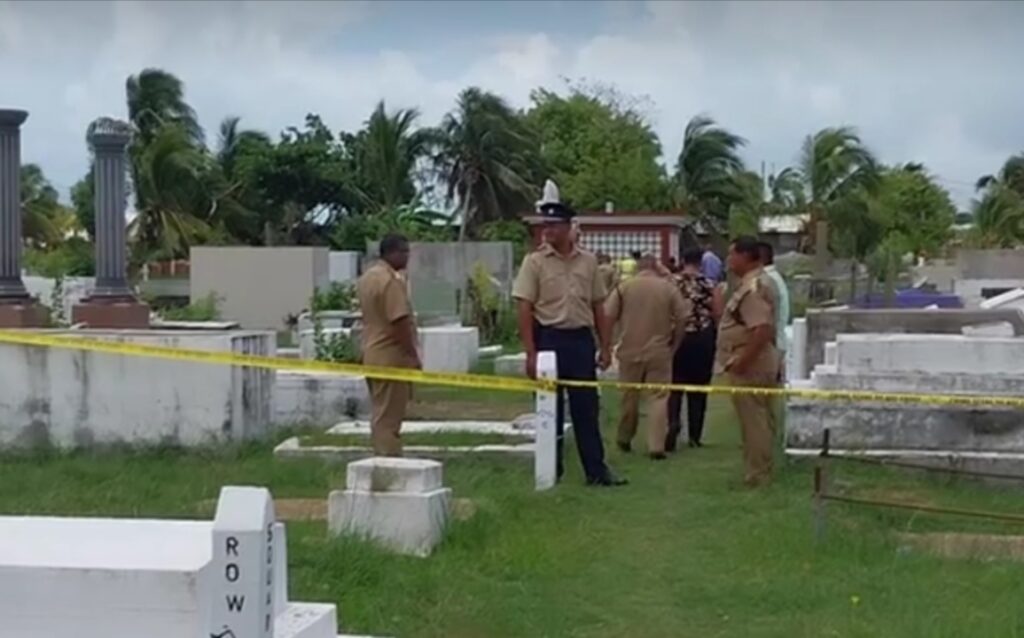 Con violencia, asesinan a hombre en cementerio de Belice