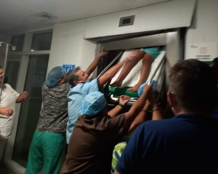 Muere niña aplastada por elevador en IMSS de Playa del Carmen