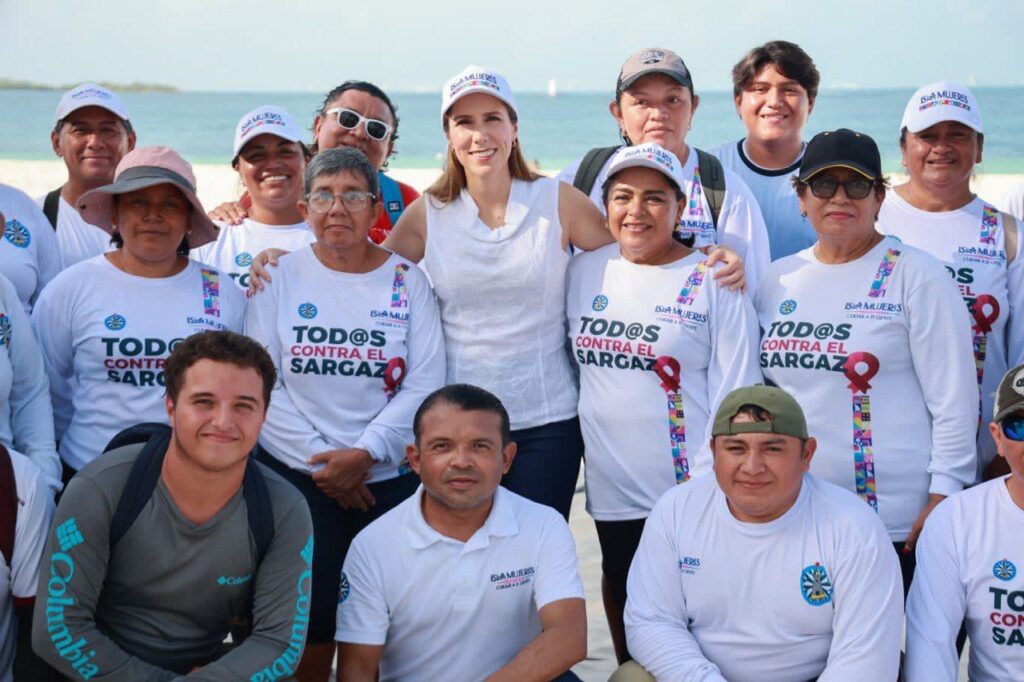 Invita Atenea Gómez a mantener limpias las playas de Isla Mujeres