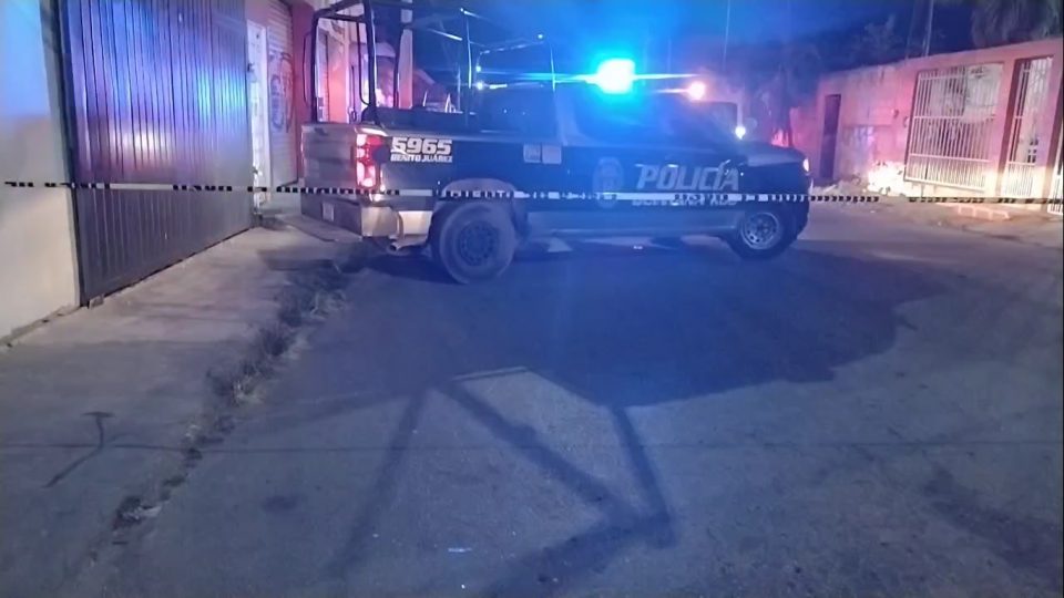 Ejecutan a hombre en Región 235 de Cancún y lesionan a 2 personas más