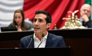 Rommel Pacheco se perfila como candidato a la gubernatura de Yucatán