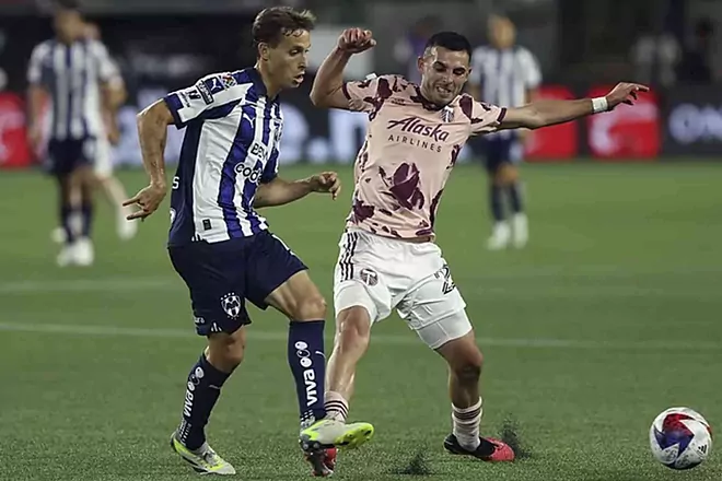 ¡Confirmado! Sergio Canales refuerza a Rayados para partido contra Tigres