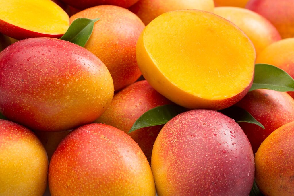 Beneficios del Mango: la fruta que previene la osteoporosis y fortalece los huesos