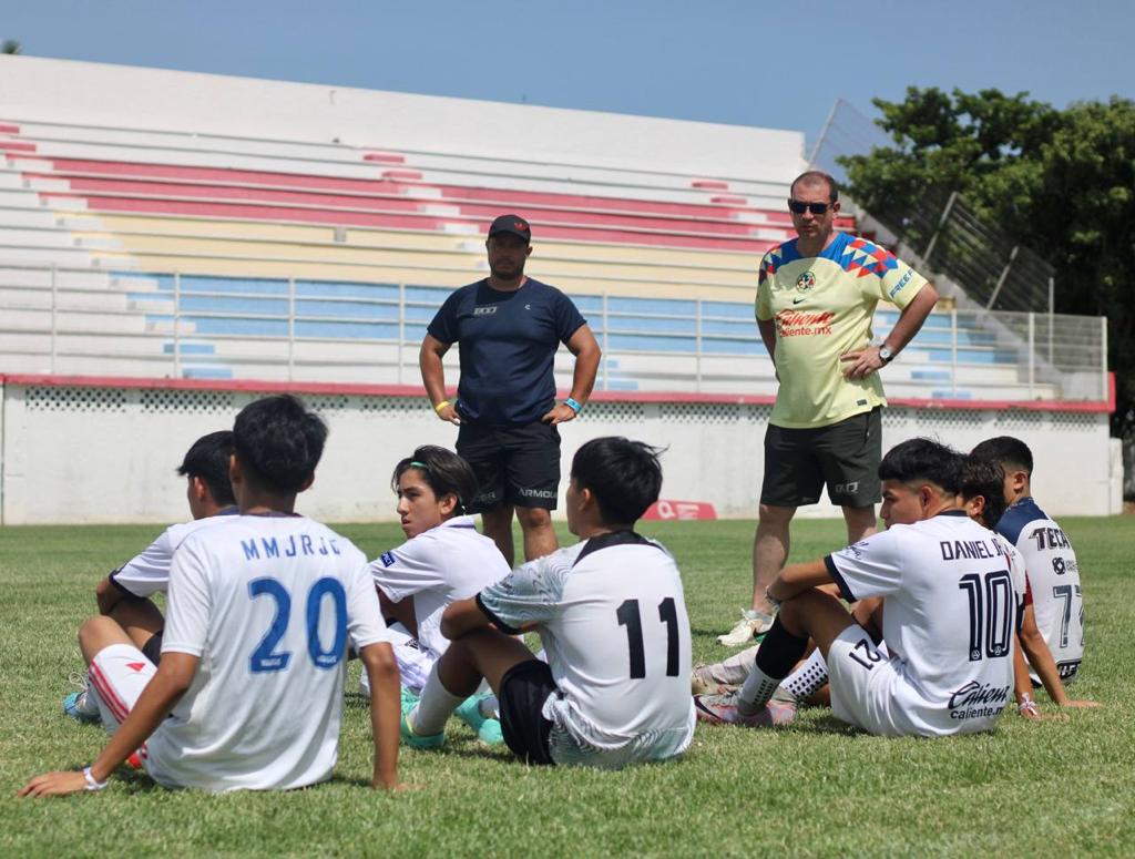 Futbolistas quintanarroenses participan en visoria del Club América