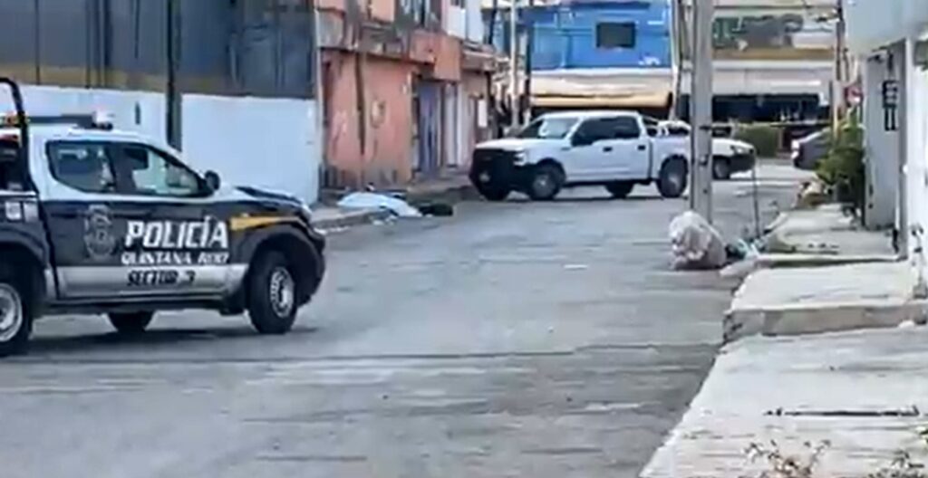 Hallan sin vida a hombre en calle del centro de Cancún