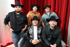 Grupo Frontera dará concierto gratuito en el Zócalo, anuncia AMLO