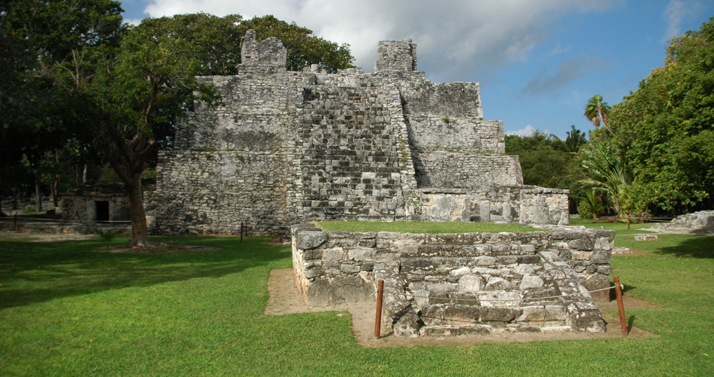 ¿Cuántas zonas arqueológicas hay en Cancún?