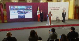 AMLO celebra regreso a clases de más de 24 millones de alumnos