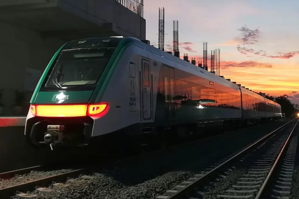 AMLO asegura que el Tren Maya es una obra grandiosa