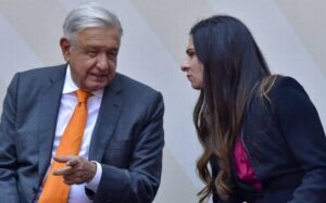 Ana Guevara seguirá al frente de CONADE, pese a denuncias, responde AMLO