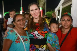 Atenea Gomez celebra Fiesta Mexicana en Ciudad Mujeres 6