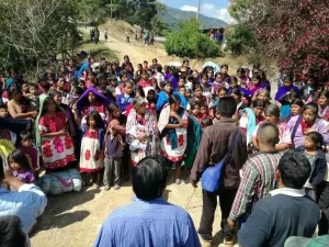 Desesperación en Chiapas: Indígenas desplazados por protestantes de justicia y seguridad