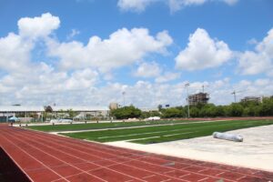 Cancha de futbol del CEDAR de Cancun es rehabilitada 1