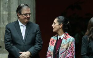 Claudia Sheinbaum le mantiene abierta la puerta a Marcelo Ebrard