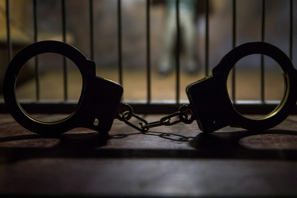 Hombre sentenciado a 88 años de prisión feminicidio a niña de tres años