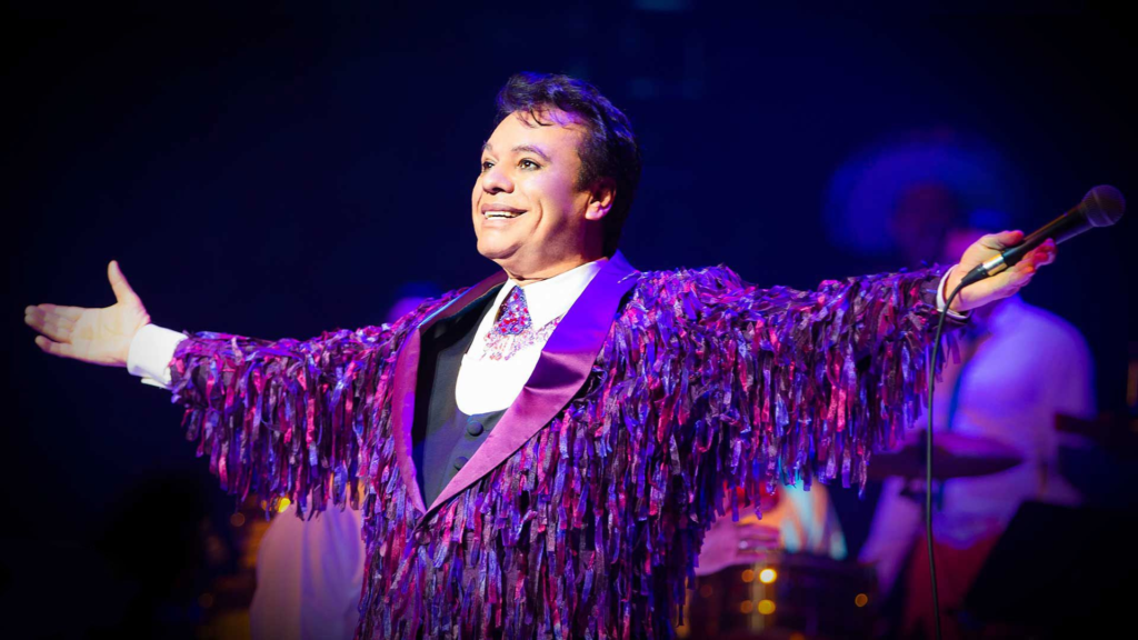 Juan Gabriel anuncia su regreso a la música ¿Será real la leyenda que está vivo?