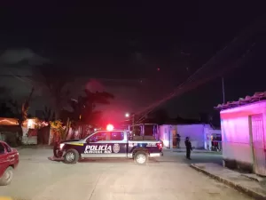 Limpiaparabrisas es ejecutado en Cancun en la region 99 2