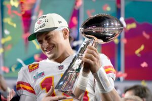 Patrick Mahomes sera el mejor pagado de la historia de la NFL1