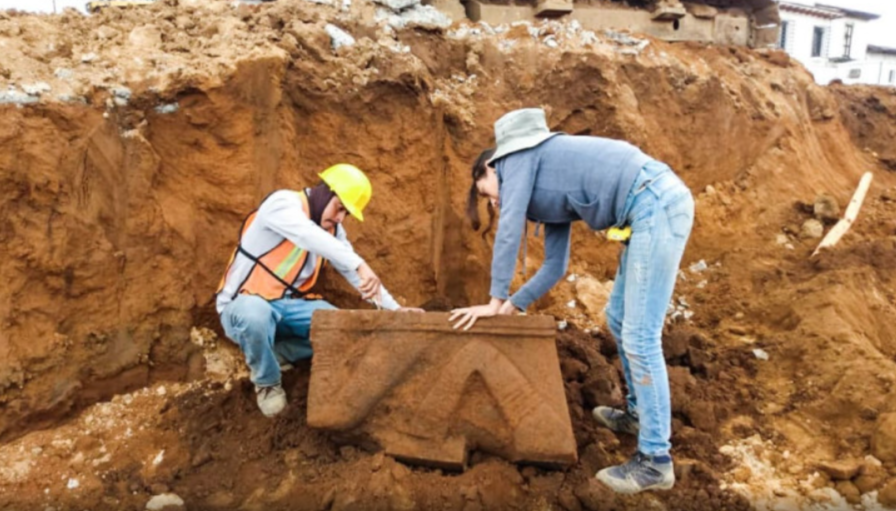 El INAH descubre un Chac Mool prehispánico en Pátzcuaro, Michoacán