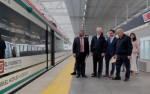 AMLO inaugura "El Insurgente", Tren Interurbano México-Toluca
