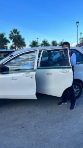 Realizan operativo a transporte en Cancún; infraccionan y retiran polarizado