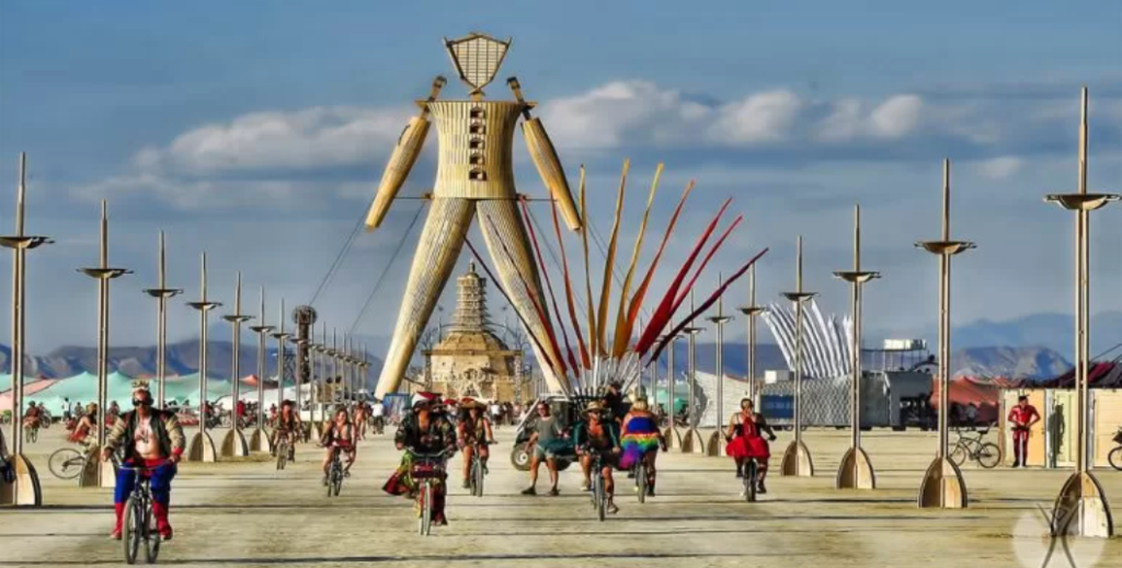 70 mil personas atrapadas en el Festival Burning Man