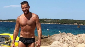 Ricky Martin incendia Tulum al posar sin ropa