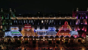 Espectacular alumbrado del Zócalo de la Ciudad de México para la Celebración del 15 de Septiembre