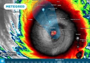 Huracán Otis toca tierra en Guerrero como categoría 5 (VIDEOS)