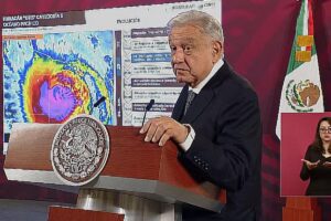 AMLO podria ir a Guerrero tras el paso del huracan Otis 1