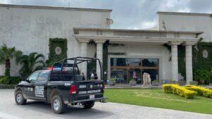 Bomberos de Cancun se movilizan por supuesta bomba en la Universidad Humanitas 5