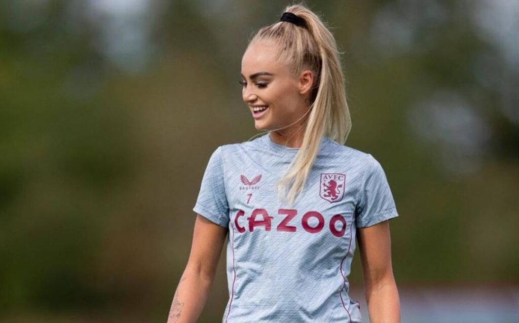 La futbolista Alisha Lehmann deleita a sus seguidores de Instagram