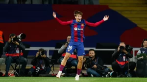 Marc Guiu debuta con gol y le da triunfo al Barcelona