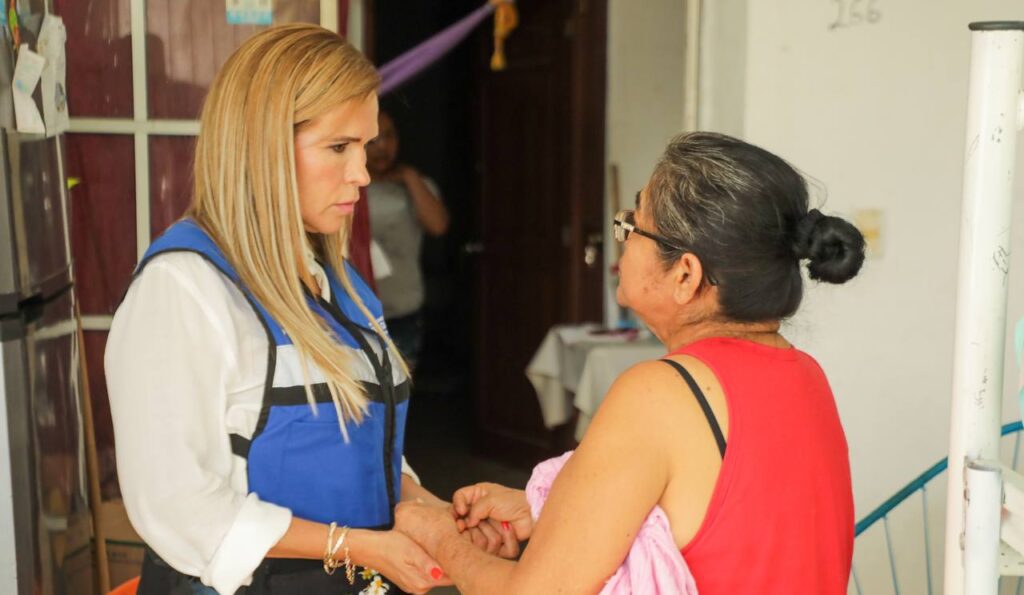 300 mujeres de Solidaridad ya obtienen descuentos con tarjeta “De Mujer a Mujer”