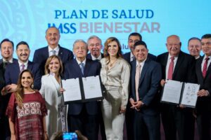 Quintana Roo firma Acuerdo Nacional de la Federalización de los Servicios de Salud