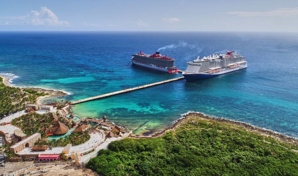 Crucero Viking Octantis llega por primera vez a Quintana Roo