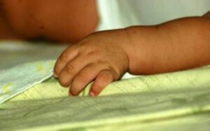 Bebé de dos meses muere en Yucatán, tras presentar síntomas de dengue