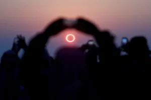 Eclipse solar de "Anillo de Fuego": Un espectáculo