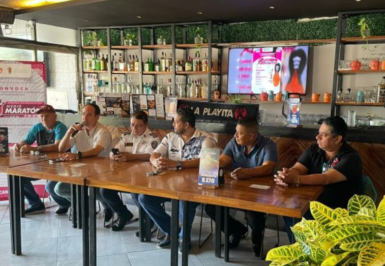 Cancún revive su tradición atlética con el Medio Maratón Conmemorativo