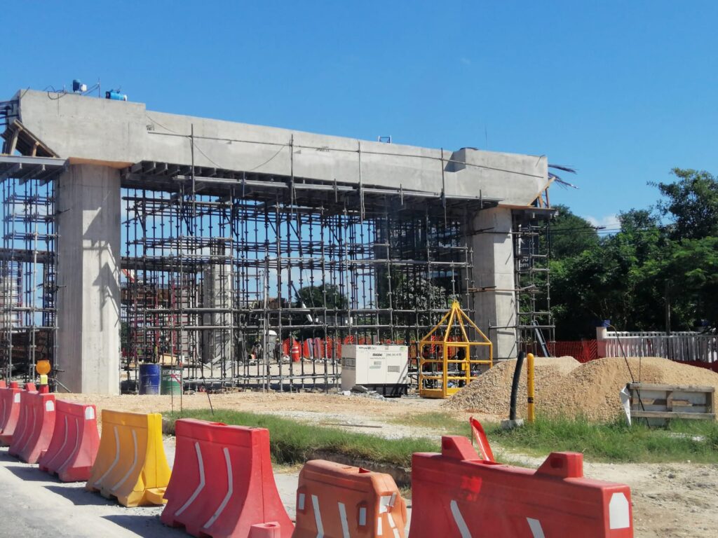 Obras del puente Nichupté afectan el acceso a escuelas en Cancún