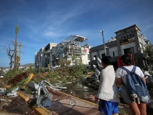 47 municipios de Guerrero declarados zona de desastre por paso del huracan Otis