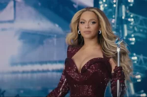 Beyonce se blanquea para el estreno de su pelicula Renaissance y es criticada 1