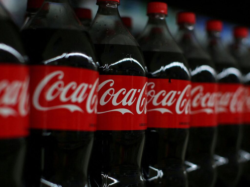 El miércoles pasado, autoridades de Croacia ordenaron la retirada de varias líneas de refrescos del grupo Coca-Cola, tras casos de intoxicación, por lo que pidieron a la población que sólo beba agua del grifo después de un caso.