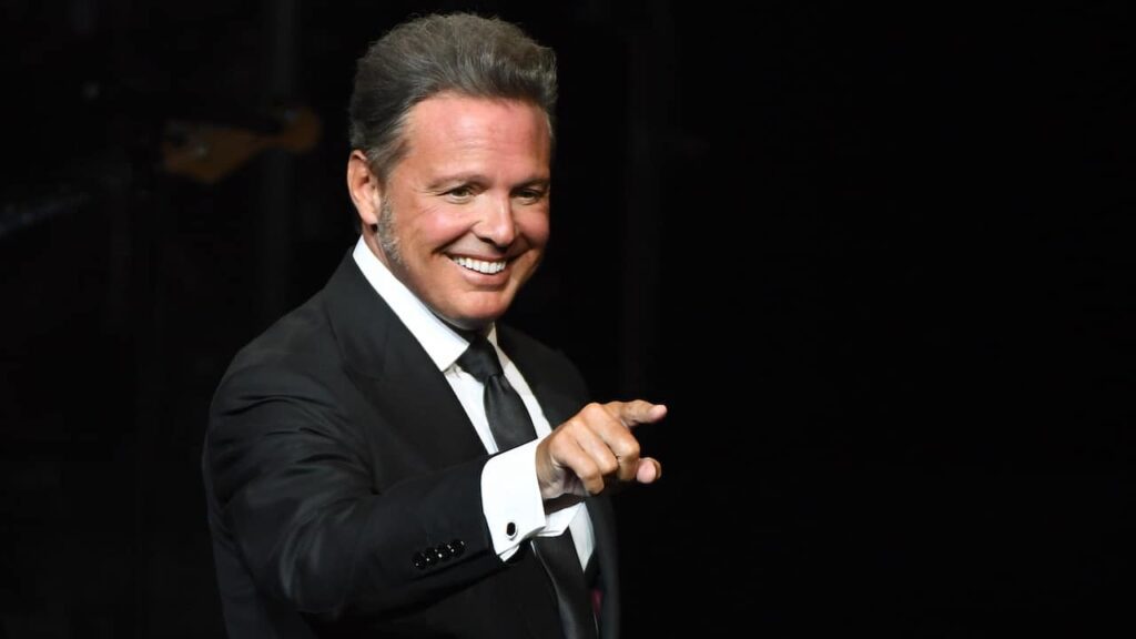 Luis Miguel y Fundación Banorte donarán 20 millones de pesos para reconstrucción de Acapulco