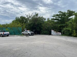 Trabajador de construcción muere tras caer de obra en Zona Hotelera de Cancún