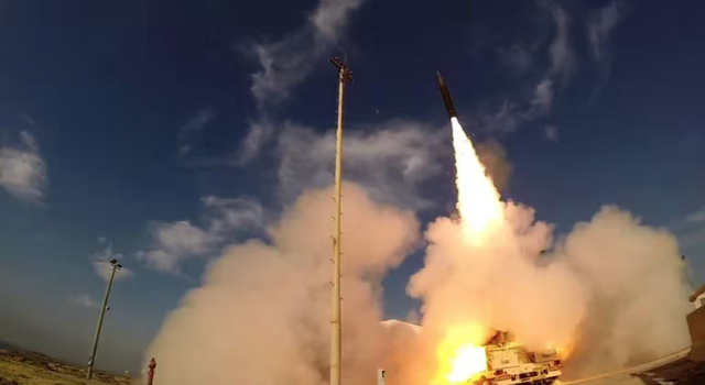 ¡Alerta! Intercepta Israel misil de crucero lanzado desde Yemen